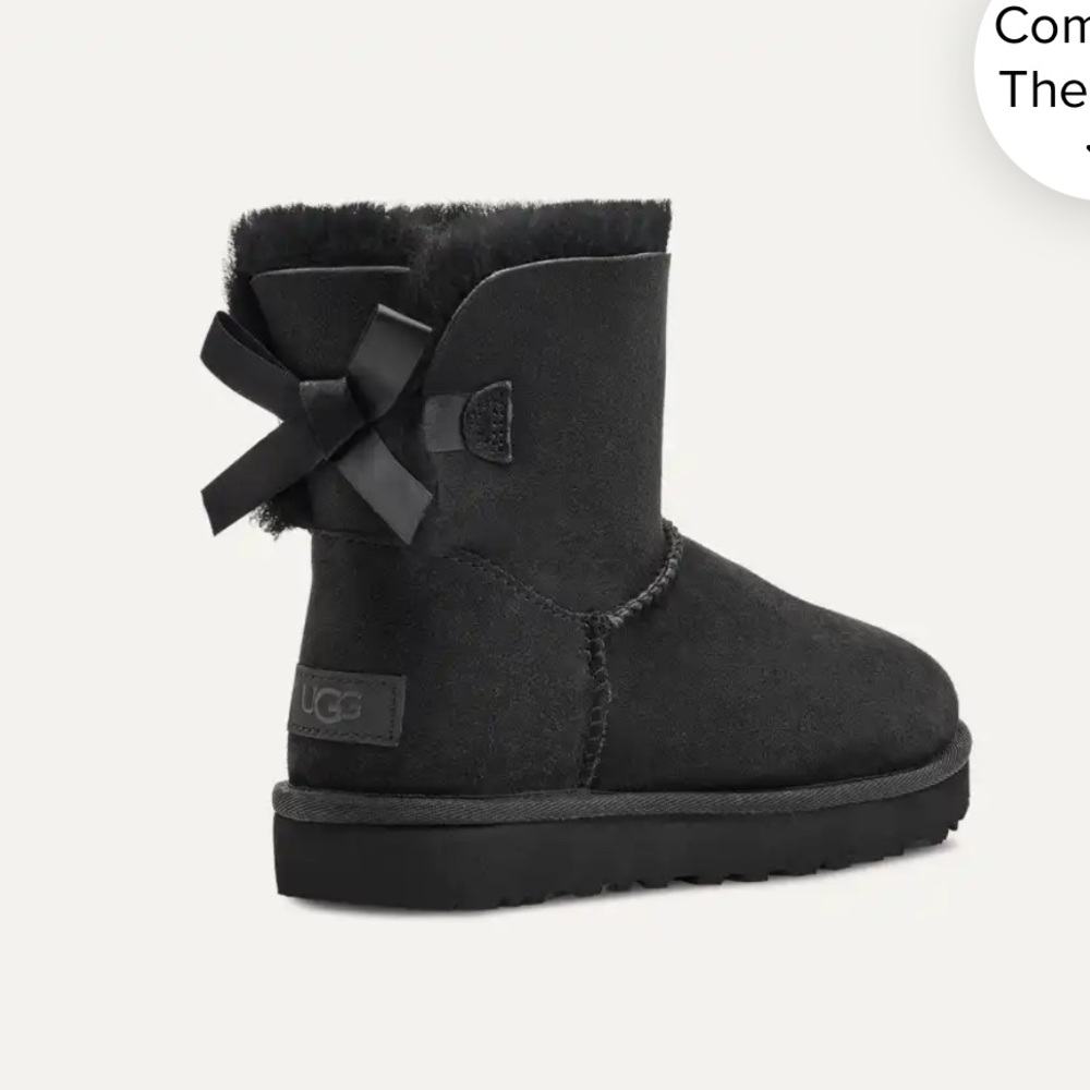NIB UGG Mini Bailey Bow II Black Size 6